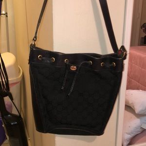COPY - Authentic gucci. Not the best condition but have no use for the bag